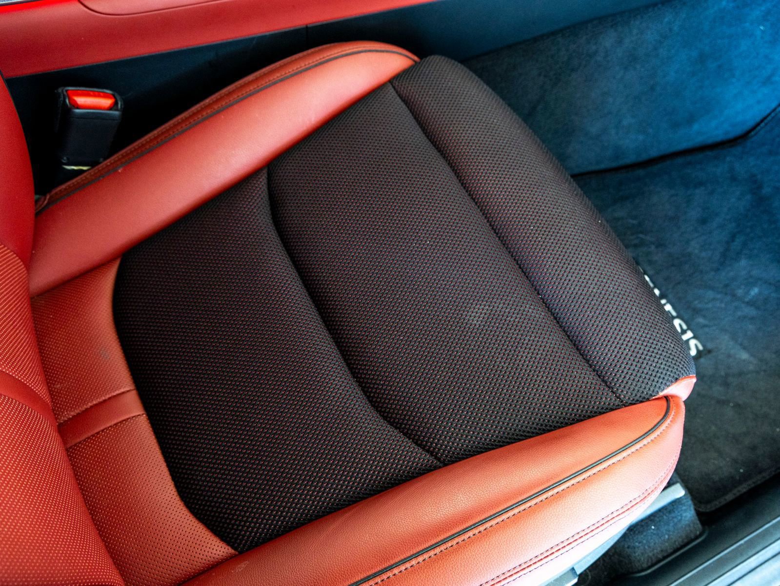 Used 2023 Genesis GV70 2.5T Sport Prestige w/ Sport Prestige Package image 30