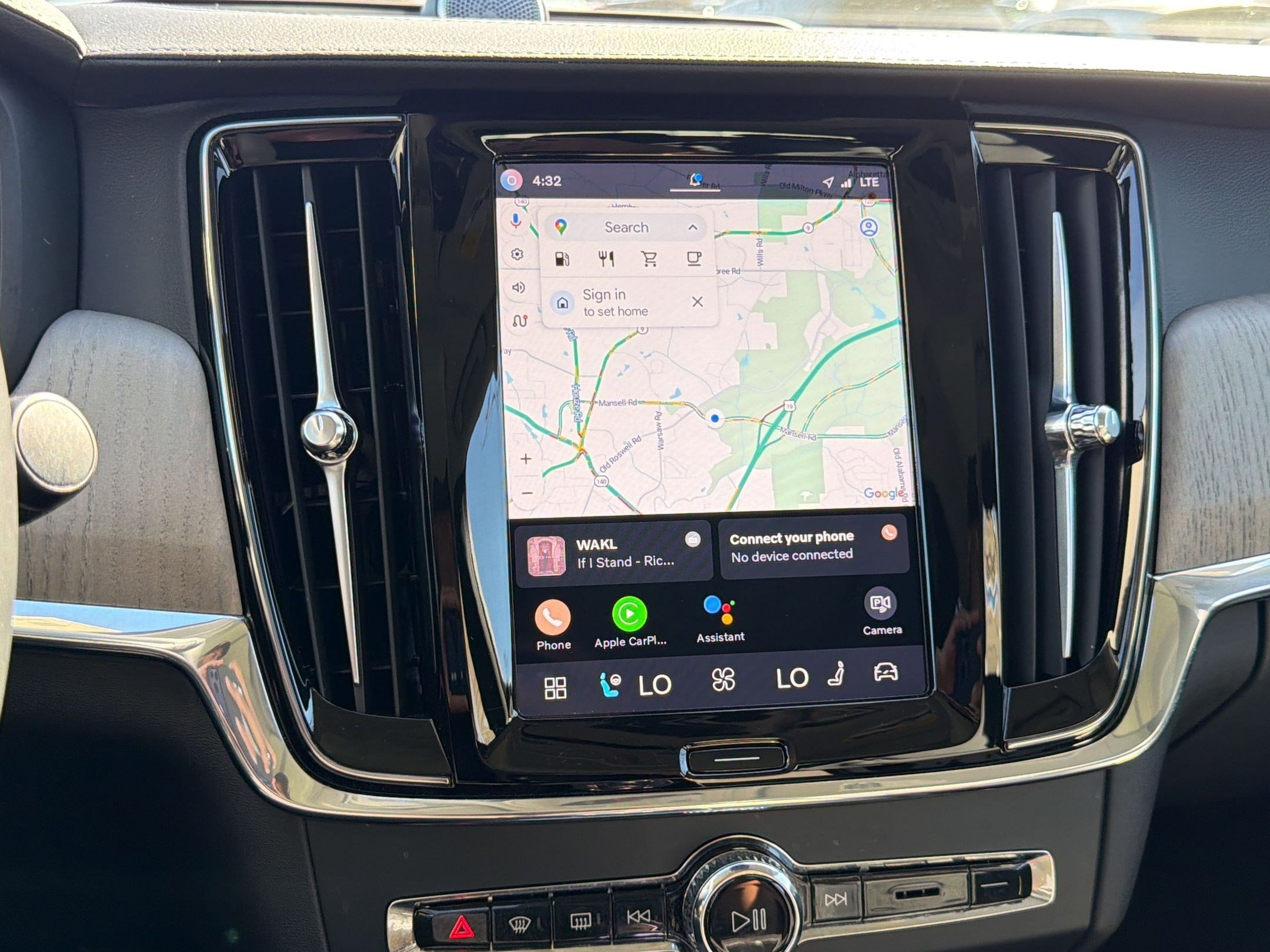 Certified 2023 Volvo S90 B6 Ultimate w/ Lounge Package image 21