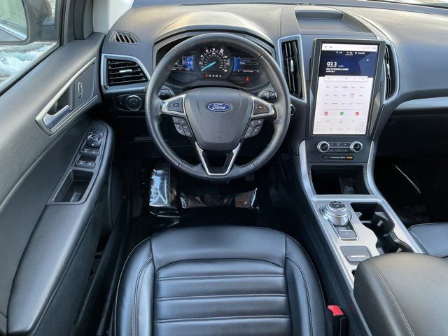 Used 2024 Ford Edge SEL image 11