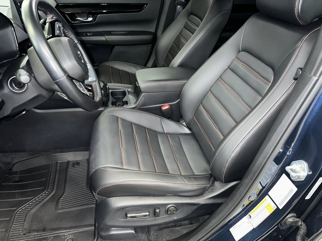 Used 2025 Honda CR-V Sport Touring video 2