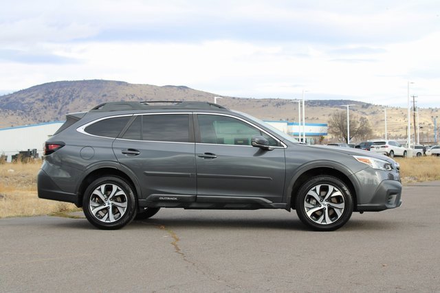 Used 2020 Subaru Outback Limited image 7