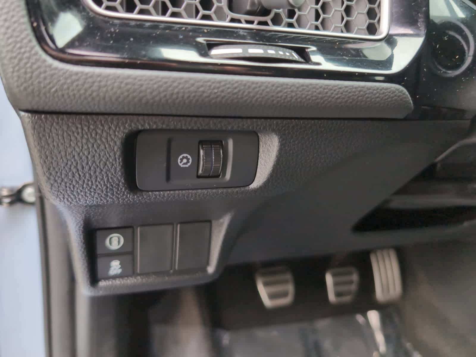 Used 2023 Honda Civic Sport image 24