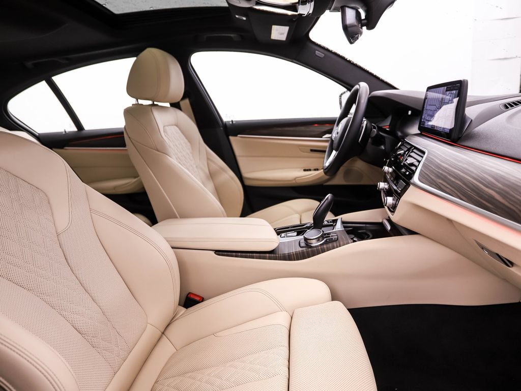 Certified 2023 BMW 530i xDrive AWD/4WD image 30