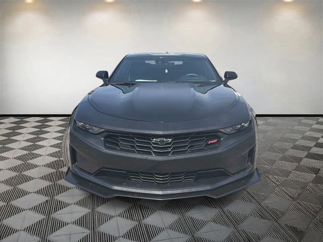 Used 2024 Chevrolet Camaro LT RWD image 2