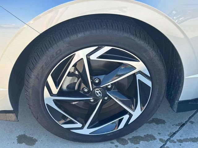 Certified 2025 Hyundai Sonata SEL FWD image 6