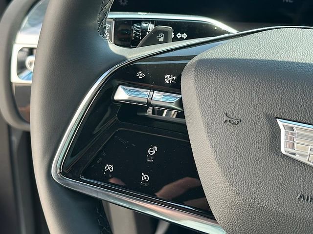 New 2025 Cadillac Lyriq Luxury image 16