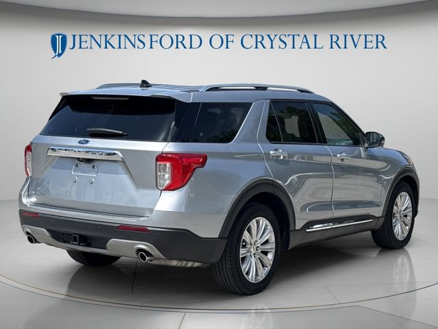 Certified 2024 Ford Explorer Limited w/ Limited Technology Package RWD image 3