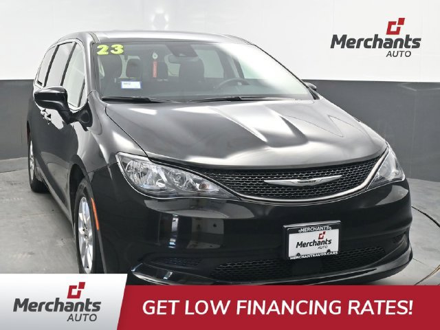 Used 2023 Chrysler Voyager LX