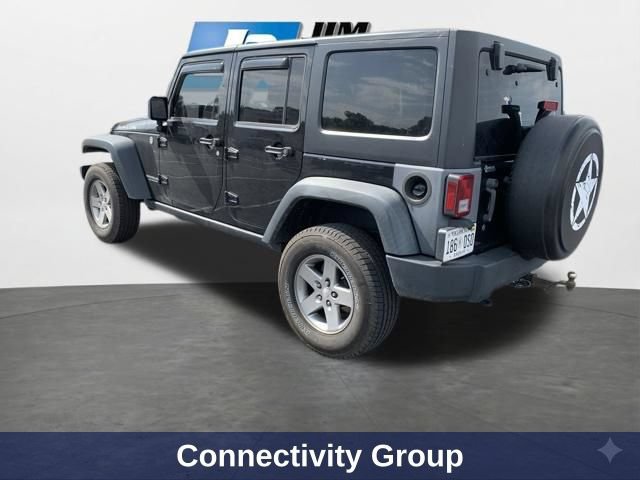 Used 2012 Jeep Wrangler Unlimited Rubicon w/ Connectivity Group AWD/4WD image 6