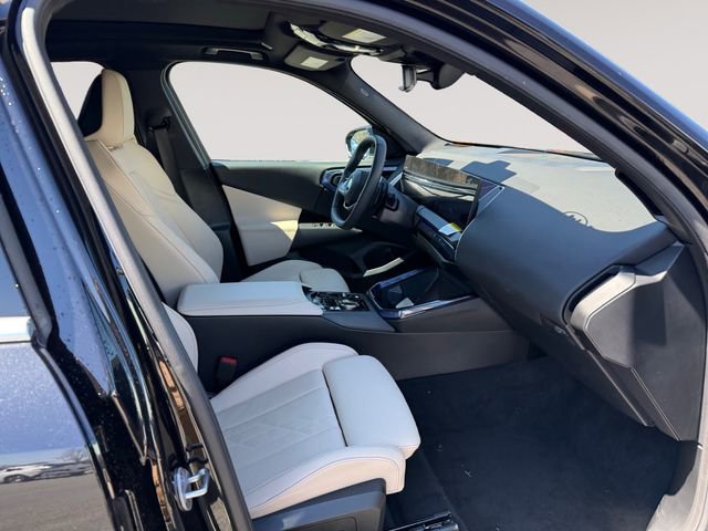 Certified 2025 BMW X3 xDrive30i w/ Convenience Package image 14