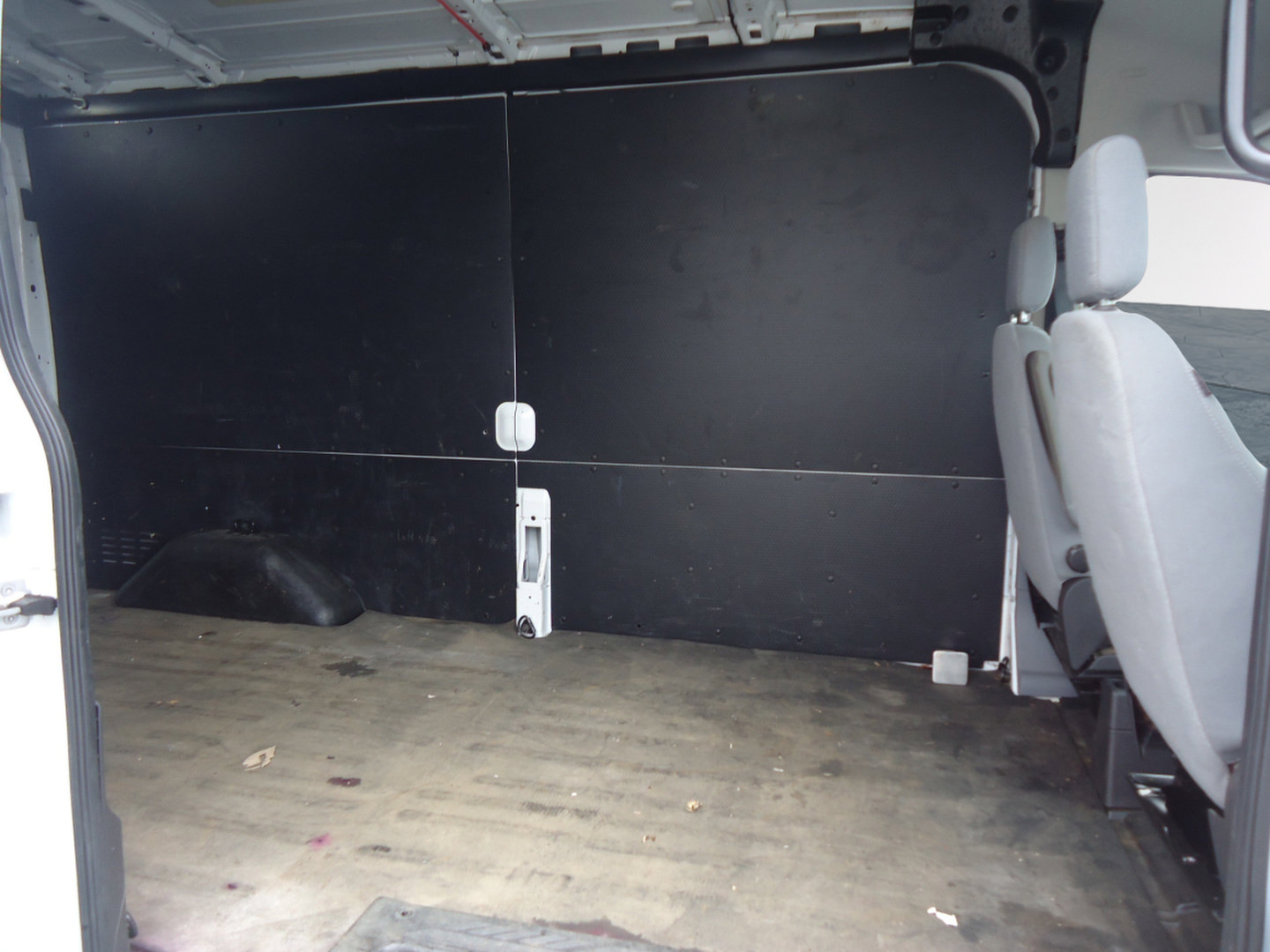 Used 2019 Ford Transit 250 148 Medium Roof w/ Interior Upgrade Package RWD image 28