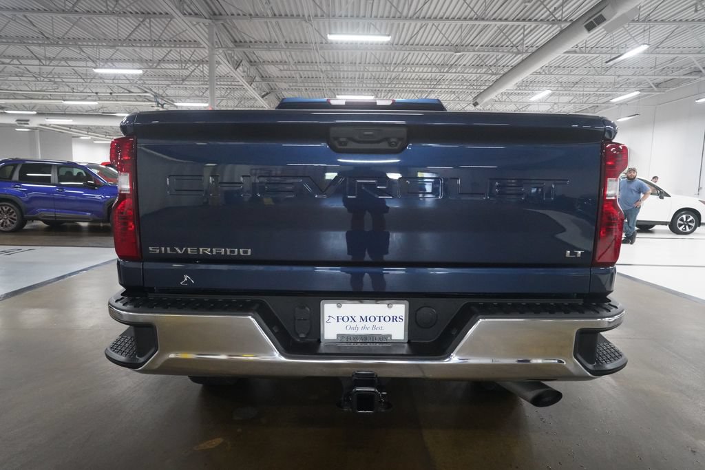 Used 2022 Chevrolet Silverado 2500 LT w/ Convenience Package AWD/4WD image 7