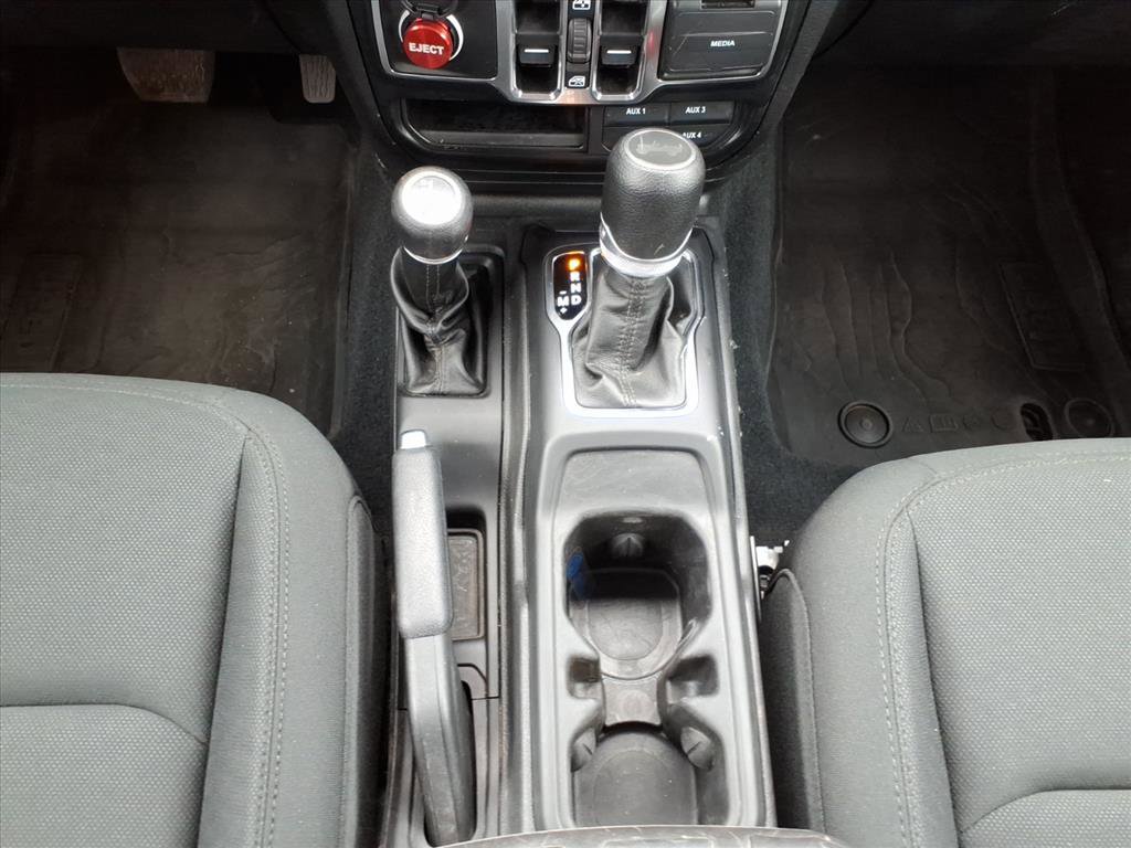 Used 2022 Jeep Wrangler Unlimited Willys image 20