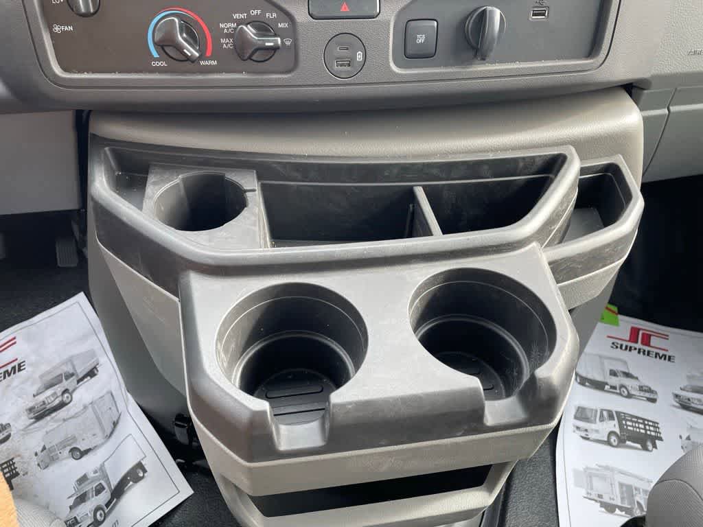 New 2024 Ford E-450 and Econoline 450 Super Duty w/ Power Windows & Locks Group RWD image 22