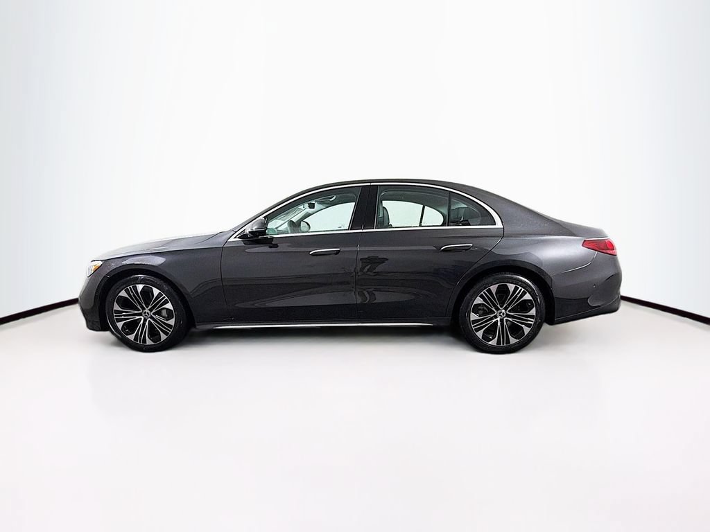 New 2026 Mercedes-Benz E 350 4MATIC Sedan image 4
