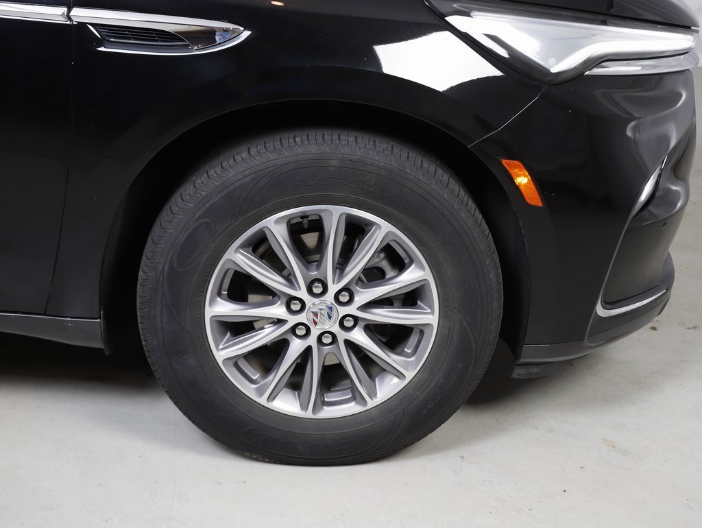 Used 2024 Buick Enclave Premium image 5