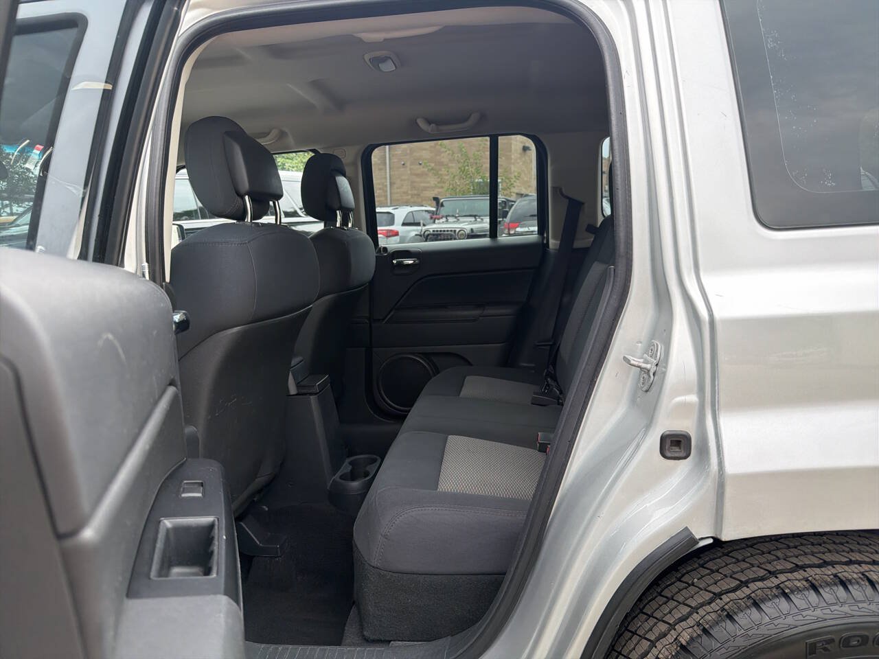 Used 2010 Jeep Patriot Sport w/ PWR Equipment Group FWD image 19