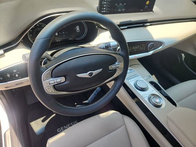 Used 2025 Genesis GV70 2.5T AWD/4WD image 10