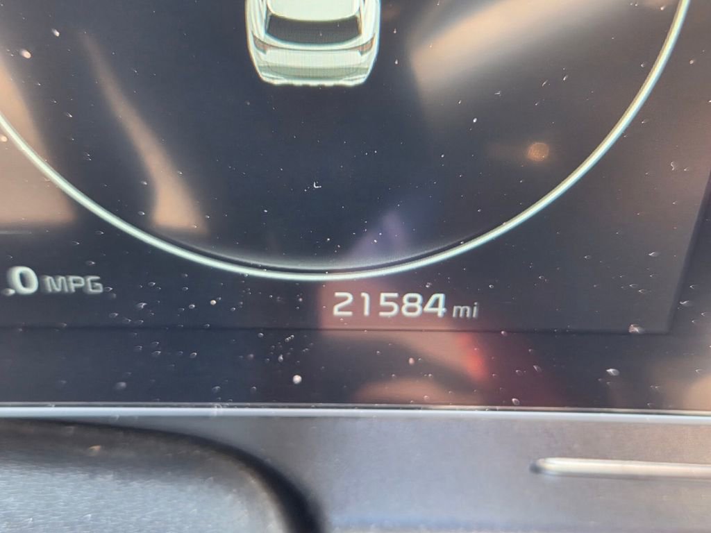 Used 2023 Kia Sportage SX image 28