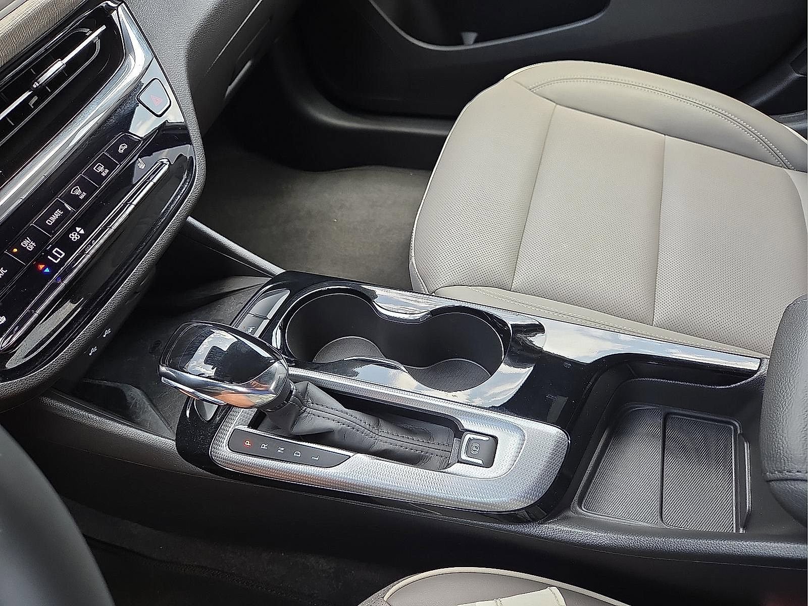 Used 2025 Buick Envista Avenir FWD image 25