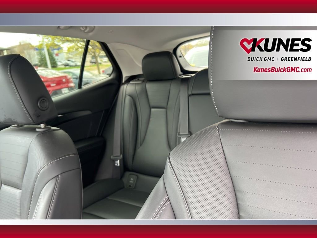 Used 2024 Buick Envision Preferred AWD/4WD image 17