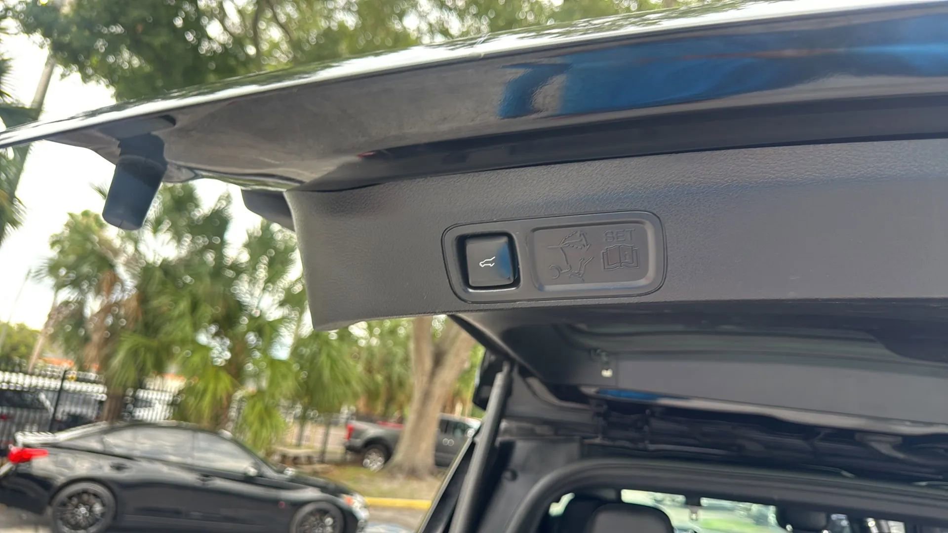 Used 2019 Lincoln Navigator Select RWD image 54