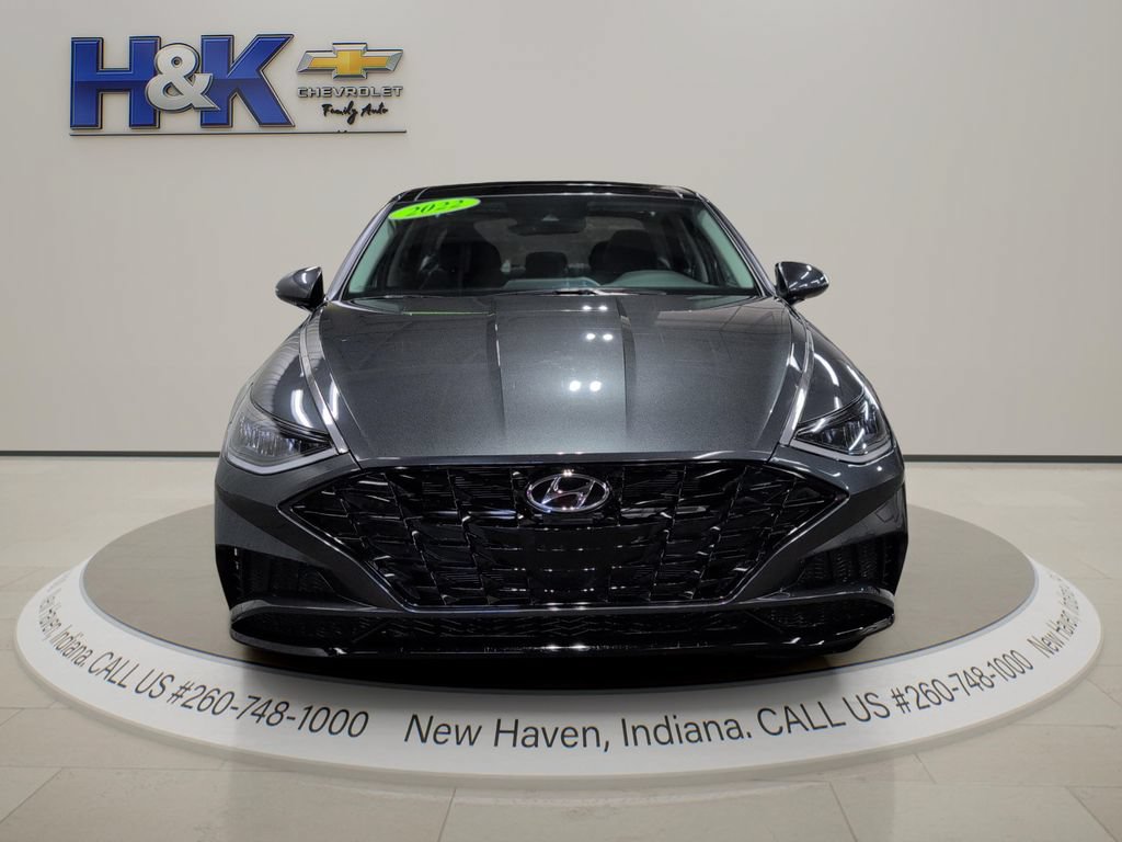 Used 2022 Hyundai Sonata SEL w/ Convenience Package FWD image 2