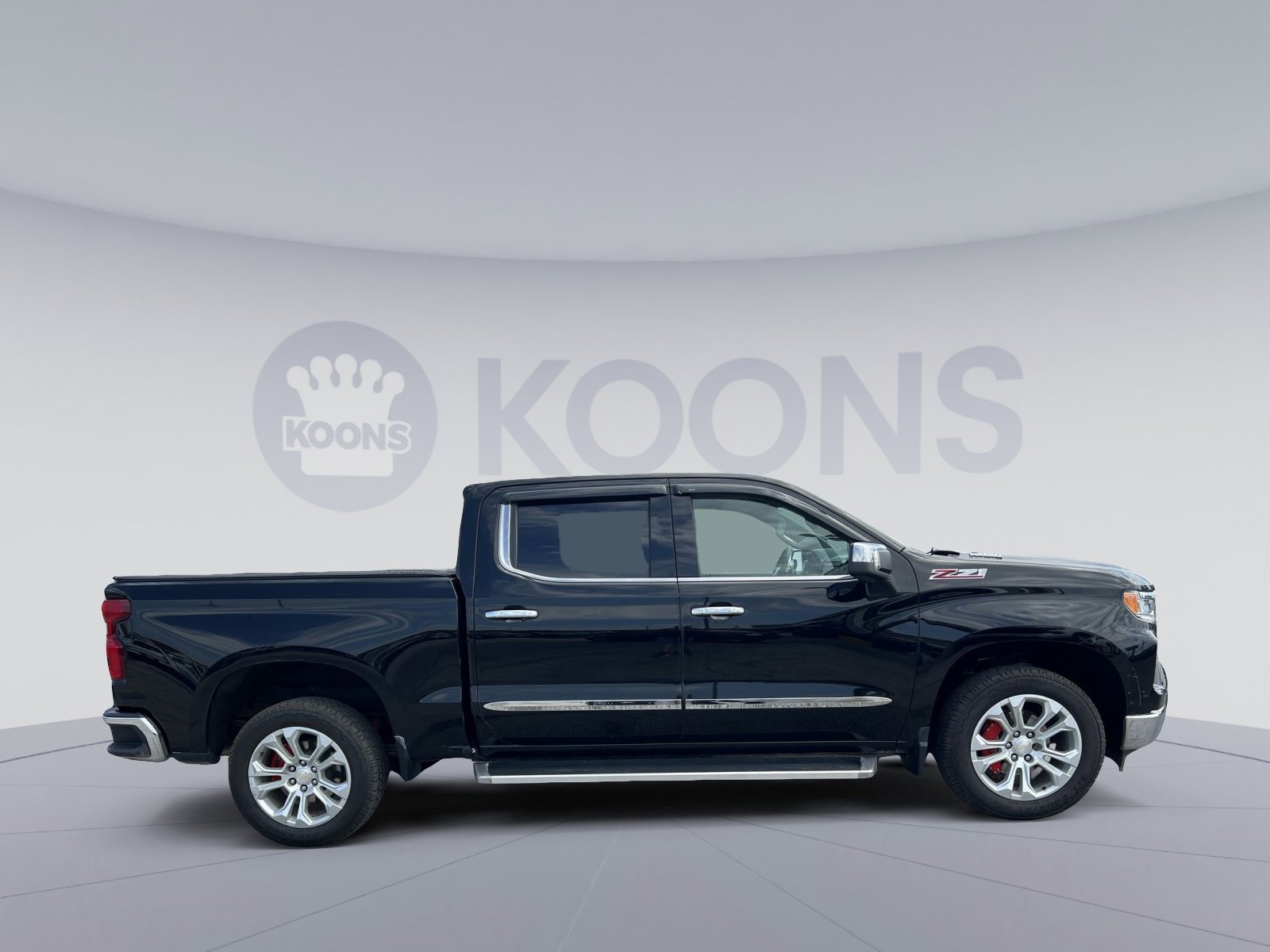 Used 2023 Chevrolet Silverado 1500 LTZ AWD/4WD image 17