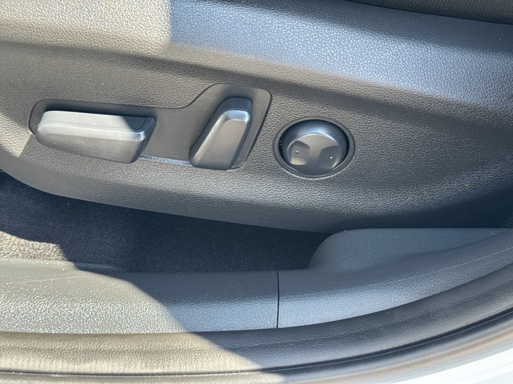 Used 2023 Hyundai Kona SEL FWD image 24
