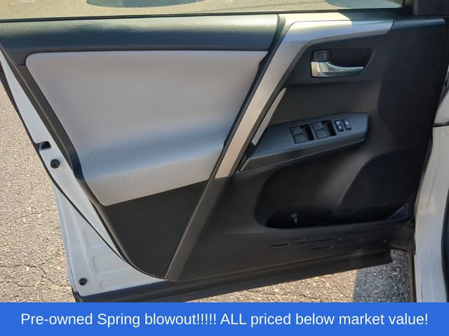 Used 2016 Toyota RAV4 XLE FWD image 20