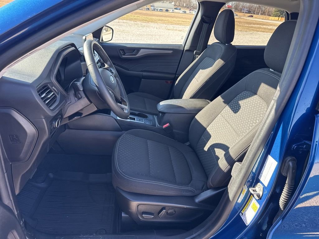 Used 2023 Ford Escape Active image 19