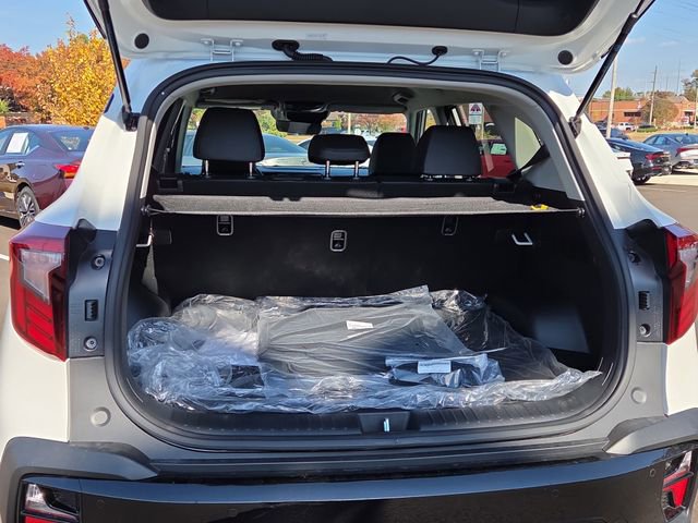 New 2026 Kia Seltos EX image 4