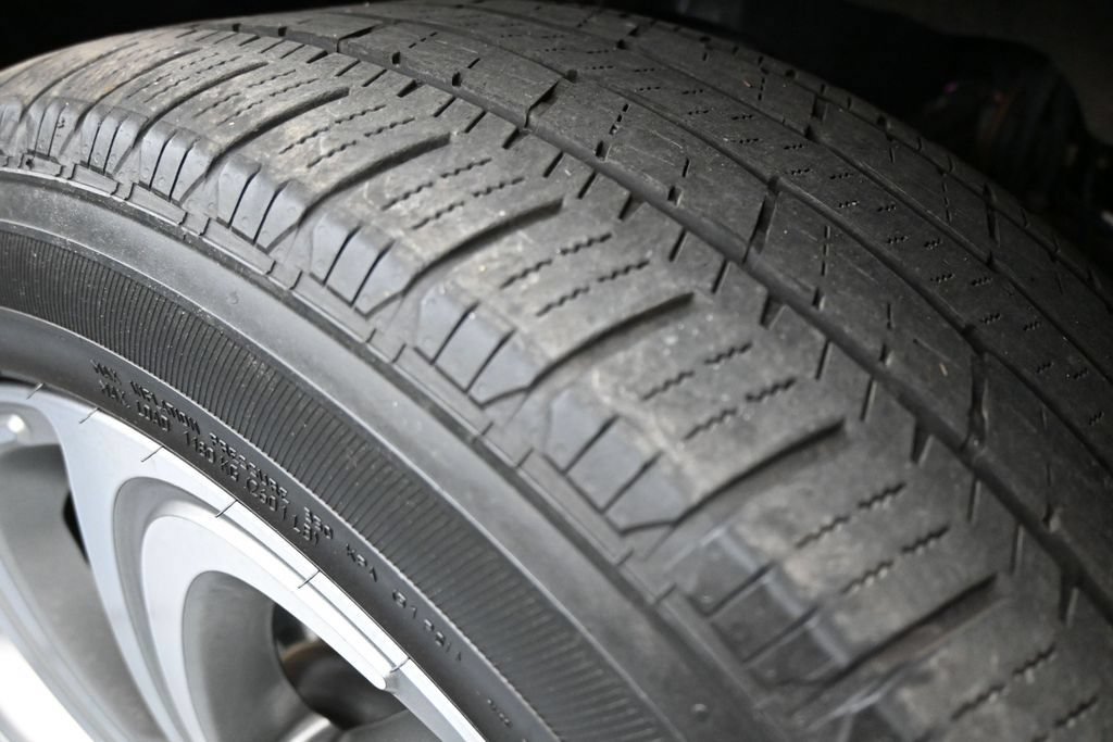Used 2023 Lincoln Navigator Reserve AWD/4WD image 40
