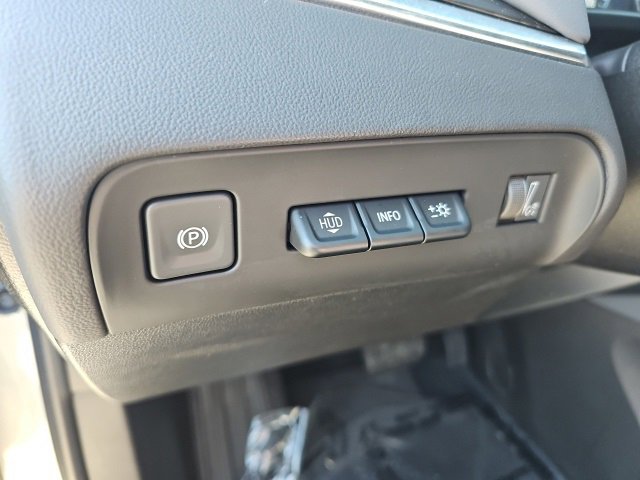 Used 2024 Buick Enclave Premium image 15