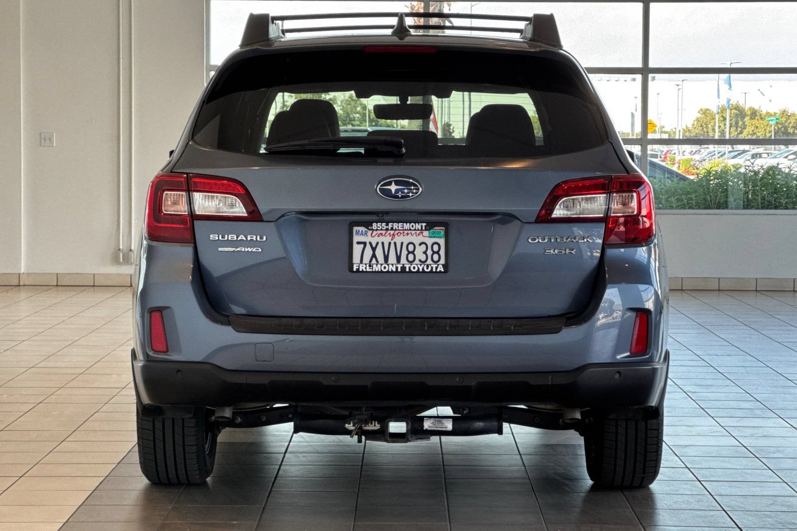 Used 2017 Subaru Outback 3.6R Limited AWD/4WD image 5