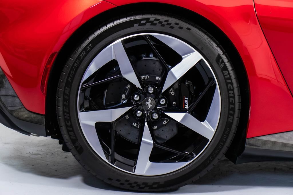 Certified 2025 Ferrari 12Cilindri image 60