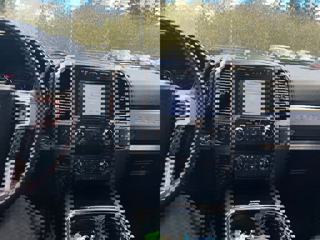 Used 2020 Ford F450 Platinum w/ Camper Package image 21