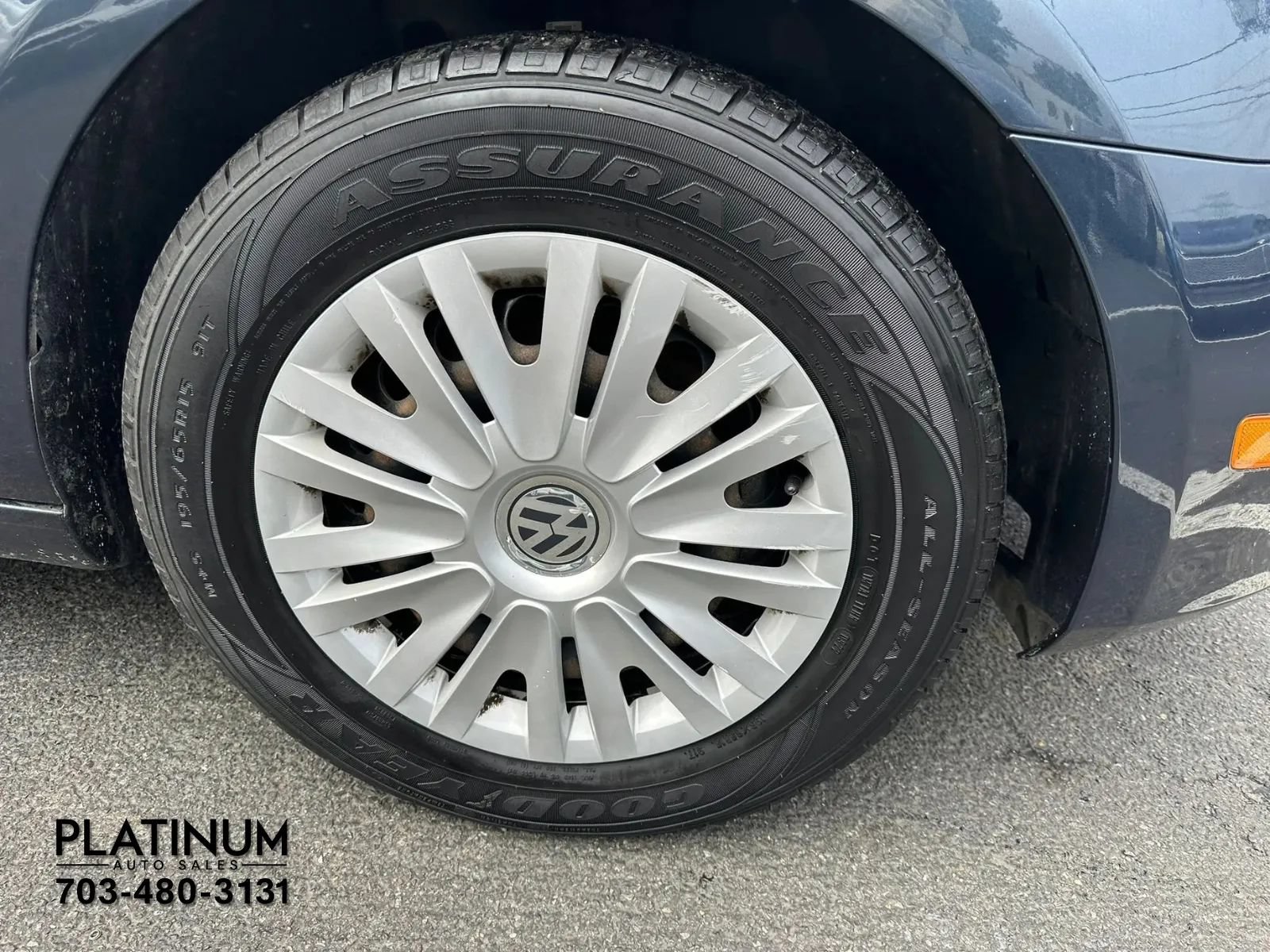 Used 2013 Volkswagen Golf 4-Door FWD image 21