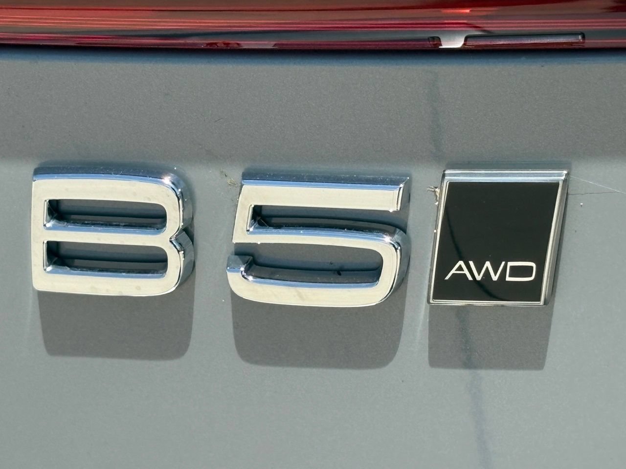 New 2026 Volvo XC60 B5 Plus w/ Protection Package Premier AWD/4WD image 10
