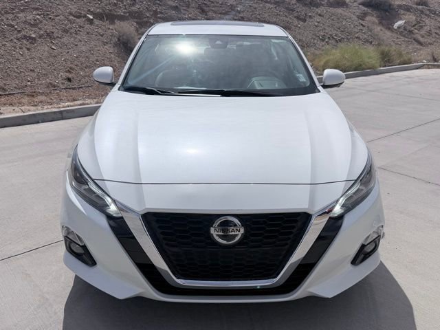 Certified 2020 Nissan Altima 2.5 Platinum FWD image 2