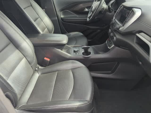 Used 2024 GMC Terrain SLT AWD/4WD image 13