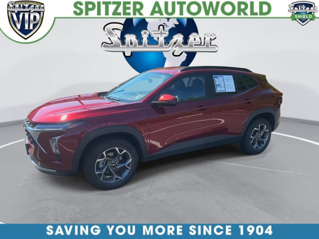 Used 2025 Chevrolet Trax LT FWD image 5