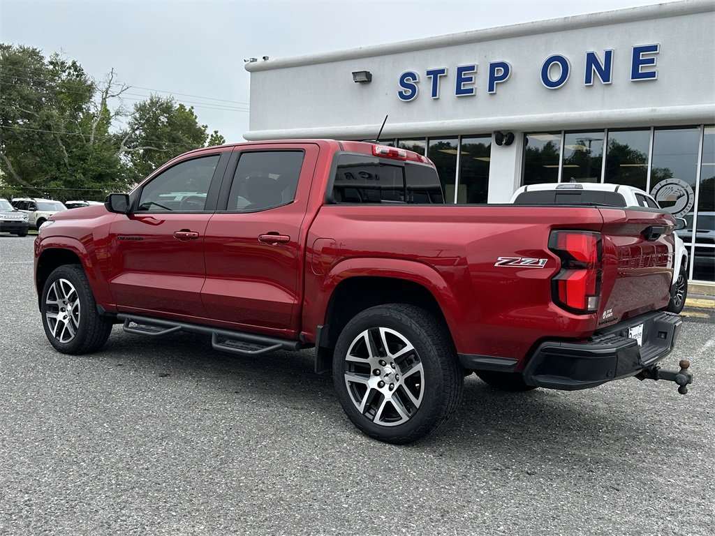 Used 2023 Chevrolet Colorado Z71 w/ Z71 Convenience Package 2 image 8