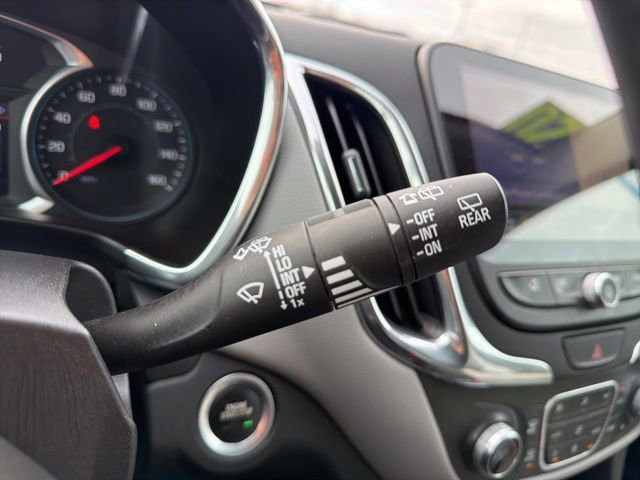 Used 2020 Chevrolet Equinox LT image 25