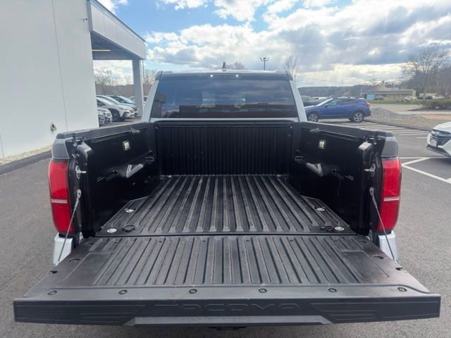 Used 2024 Toyota Tacoma TRD Off-Road AWD/4WD image 21