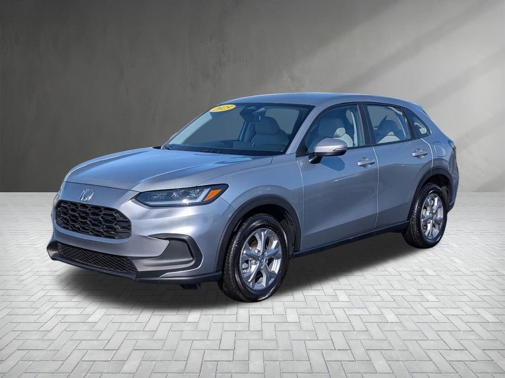 Used 2025 Honda HR-V LX image 2