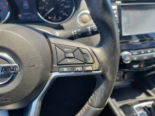 Used 2018 Nissan Rogue Sport SV w/ SV Technology Package FWD image 24