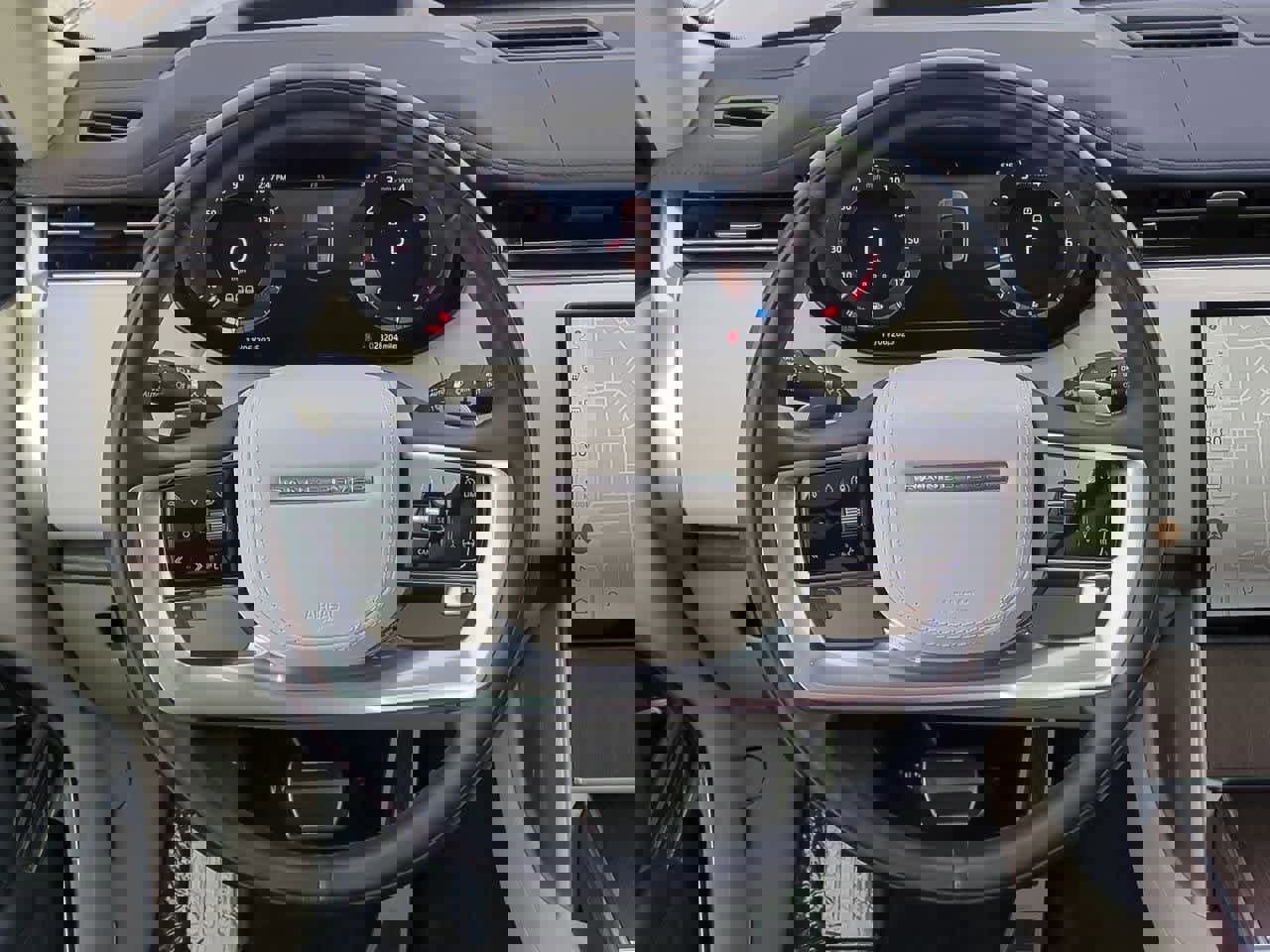 Certified 2024 Land Rover Range Rover SE image 23