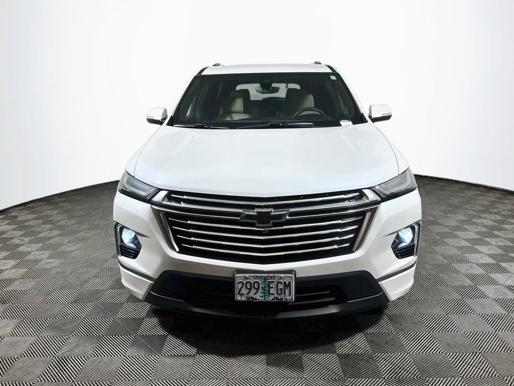 Used 2023 Chevrolet Traverse Premier AWD/4WD image 2
