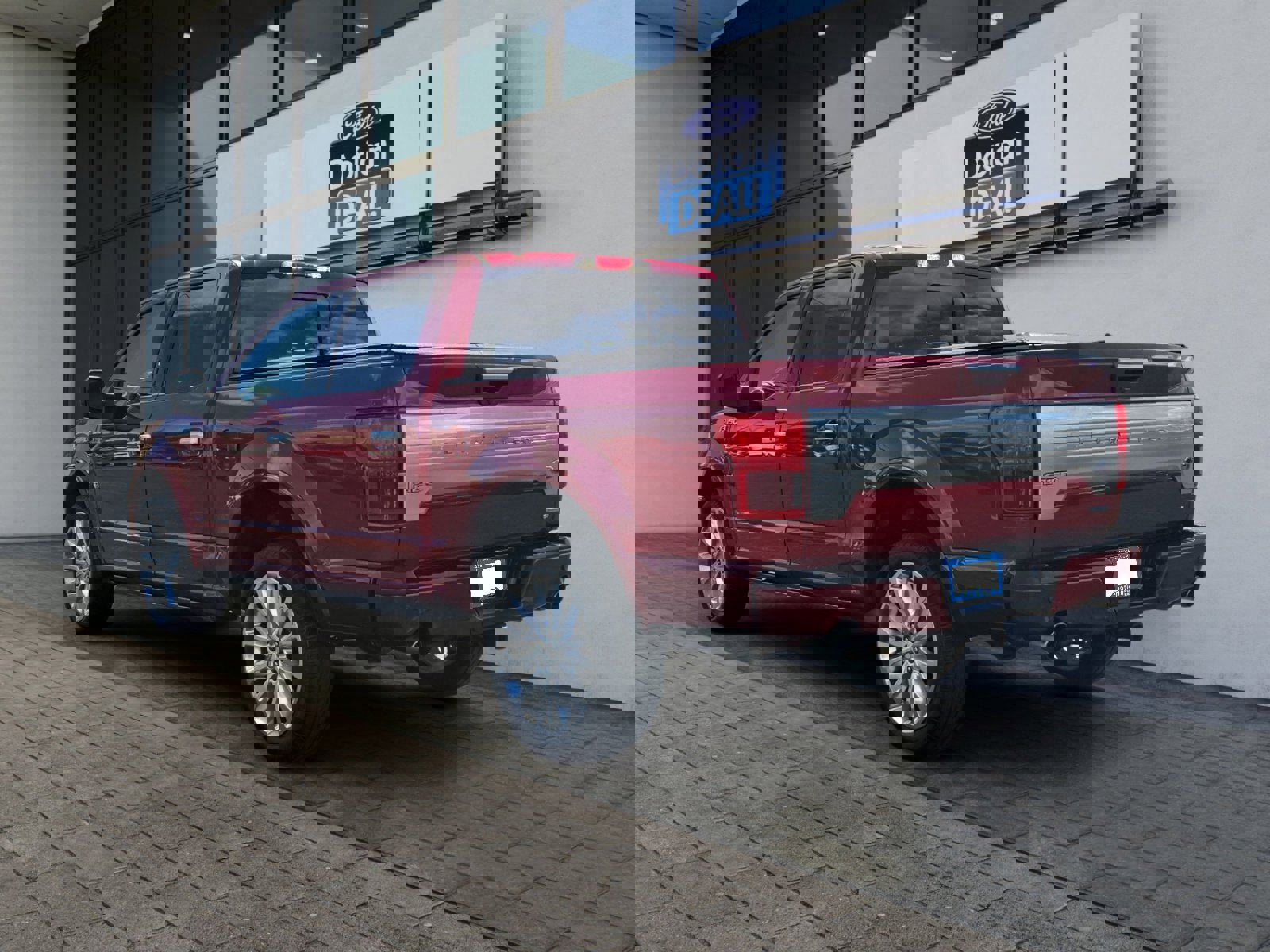 Certified 2019 Ford F150 Limited w/ Trailer Tow Package image 5